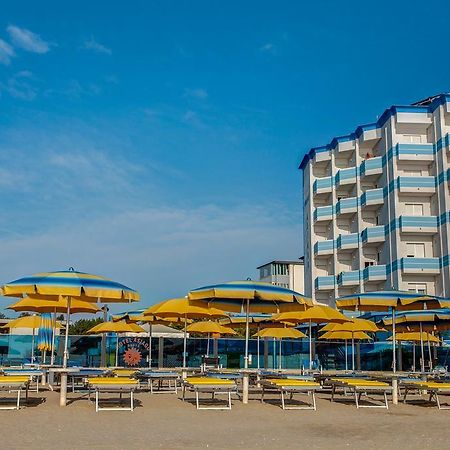 Hotel Asiago Beach Lido Di Savio Exterior photo