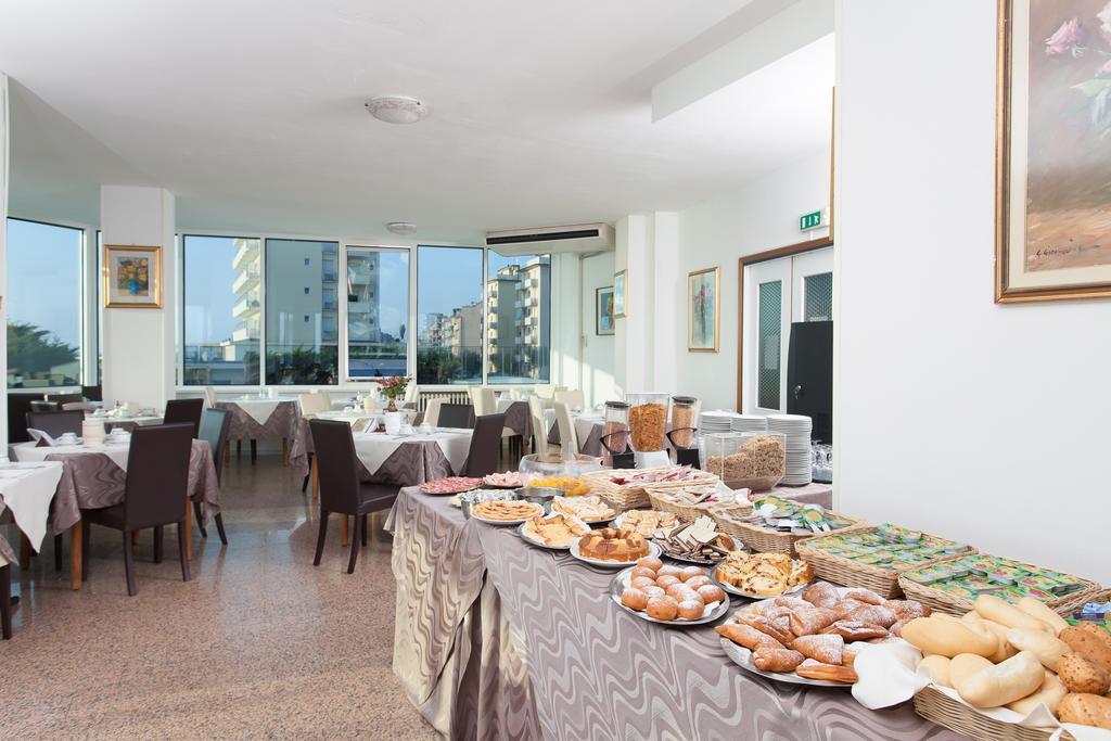 Hotel Asiago Beach Lido Di Savio Exterior photo